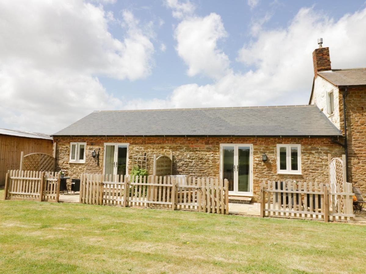 Ash Barn *